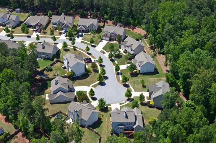 Modern_20Middle_20Class_20Suburbia_20Aerial_20Eastern_20USA Modern_20Middle_20Class_20Suburbia_20Aerial_20Eastern_20USA